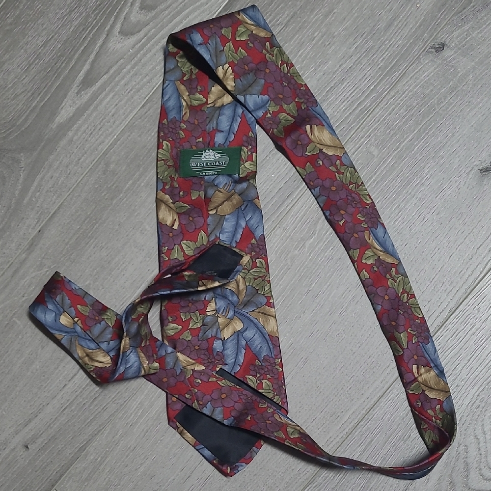 Floral Silk Tie in Red, Blue & Gold